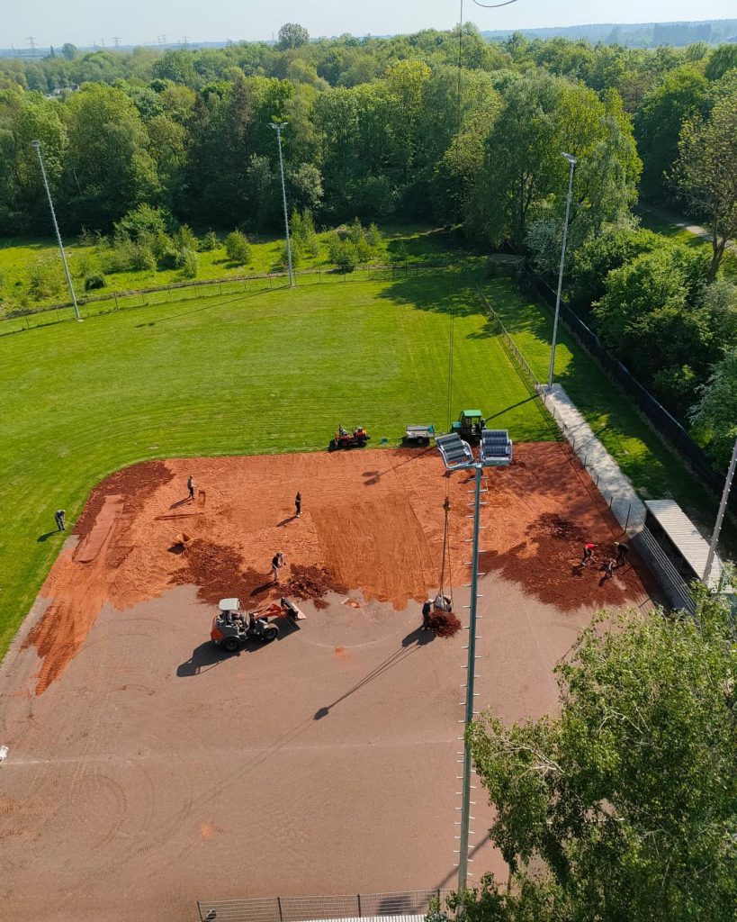 Nieuw gravel honkbal- en softbalveld – 13 mei